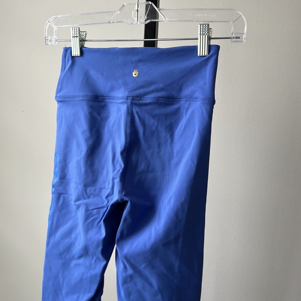 Spiritual Gangster legging size small - Picture 3 of 5